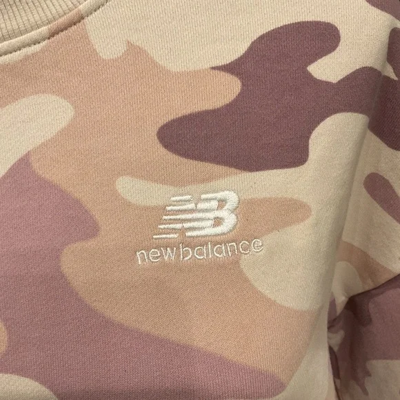 New Balance Women's Pink and Cream Camouflage Sweatshirt - Picture 2 of 10